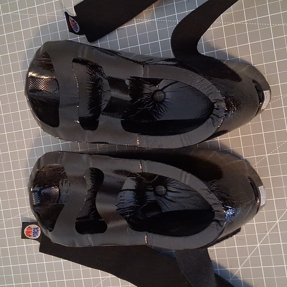 Black Sparring Boots - Picture 2 of 11